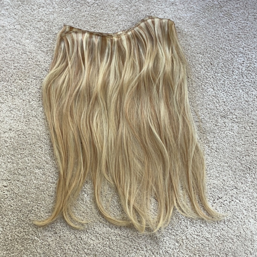 20” Covet and Mane weft hand tied hair extensions.